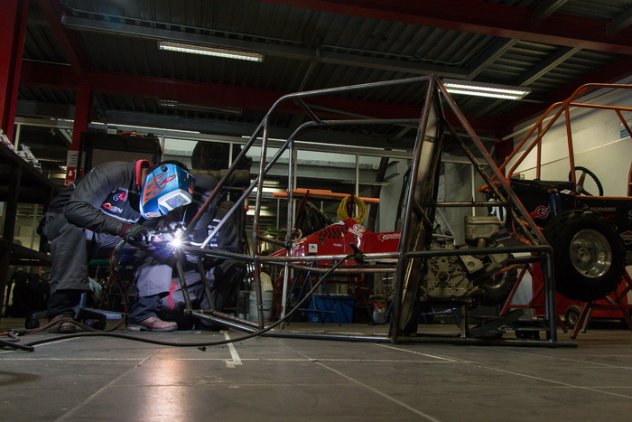 赛车、汽车、原型、真人、职业、男性、室内、全长