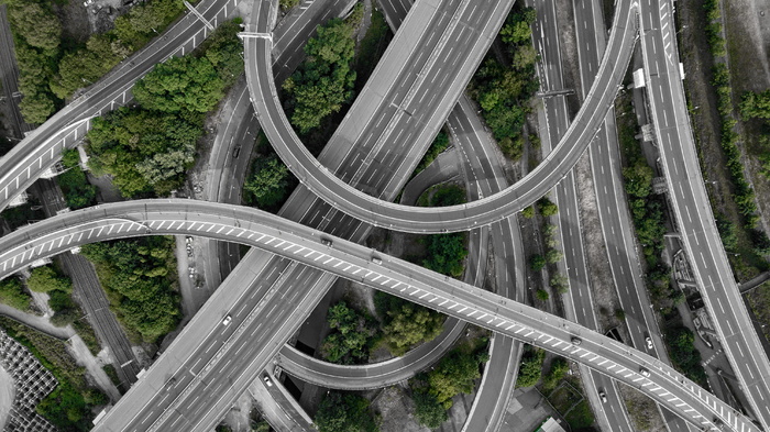 灰色混凝土顶部道路航拍照片