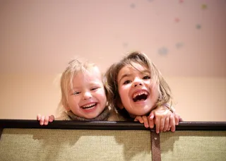 微笑，人，人，脸，笑，青少年，孩子，女性