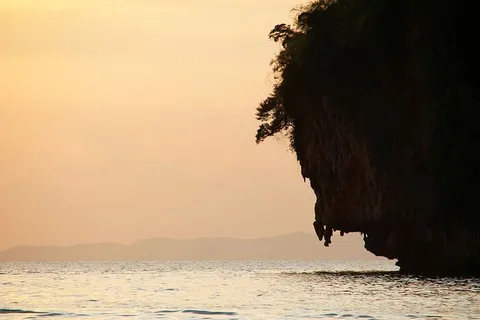 海岸，岛屿，岩石，海洋，日落，海洋，水，海滩