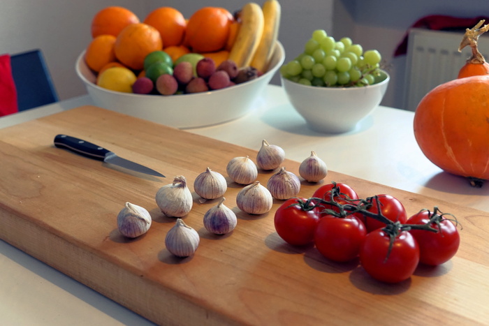 采购产品板，厨房，木板，砧板，番茄，大蒜，食品和饮料，食品