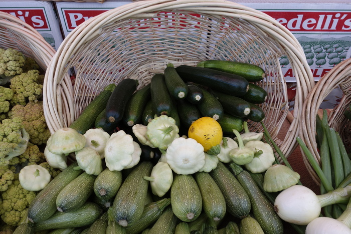 篮子、收获、西葫芦、食品、蔬菜、健康饮食、食品和饮料、新鲜度