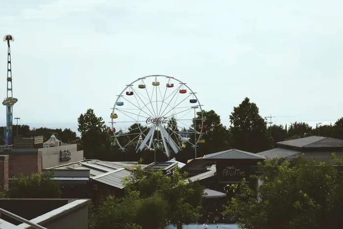 希腊、塞萨洛尼基、魔术公园、可口可乐、卢纳公园、游乐场、骑行、娱乐