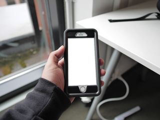 手机，手机，电子产品，手机，人，人，适配器，显示器