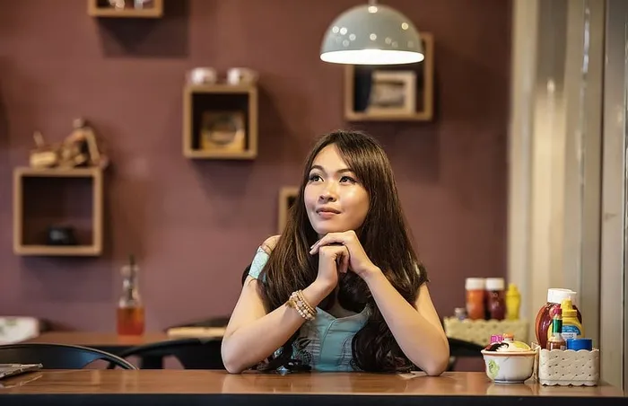 酒吧，美女，女孩，人，美女，桌子，女人，女人
