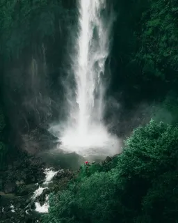 瀑布的高角度摄影 瀑布的高角度摄影