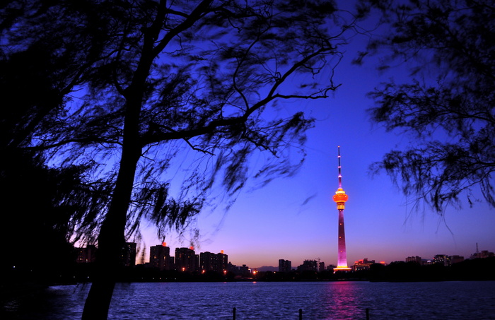 发光cn塔，北京，电信塔，中国，塔，建筑，建筑外观，水