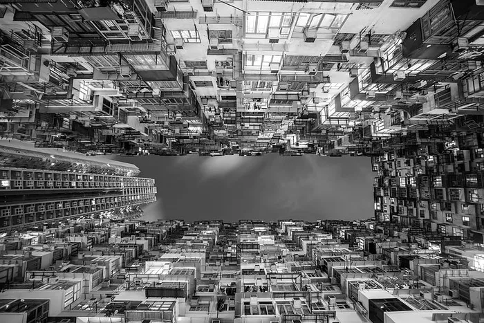 低角度灰阶照片，高层建筑，香港，城市，城市，透视，向上