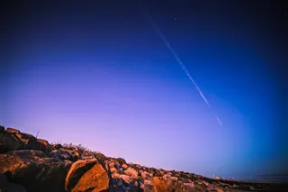 爱尔兰，戈尔韦，星夜，星星，天空，夜空，飞机，岩石