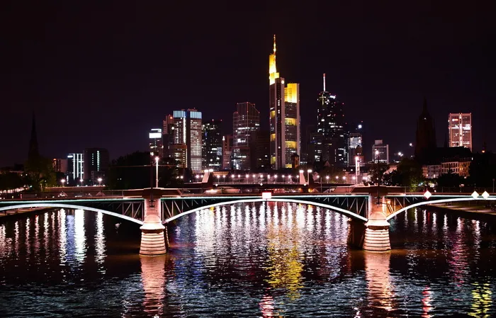 灯光，建筑，桥梁城市景观，法兰克福，德国，夜晚，倒影，桥梁