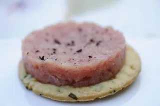 碎牛肉、生的、肉末、肉、食品、食用、特写镜头、食品和饮料