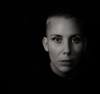 黑白、特写、深色、模特、人物、肖像、人物、女性 黑白、特写、深色、模特、人物、肖像、人物、女性