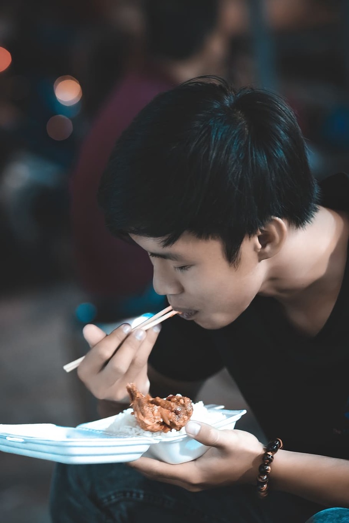 吃人的浅焦照片