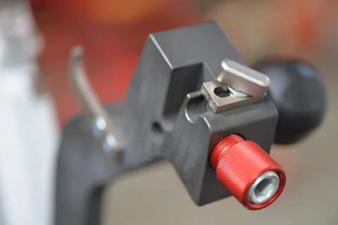 机械，机械高科技，技术，特写，红色，室内，无人，聚焦前景