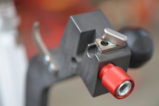 机械，机械高科技，技术，特写，红色，室内，无人，聚焦前景