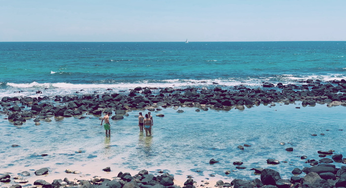 澳大利亚，burleigh heads，22 goodwin terrace，water，sea，horizon over water，beach，horizon