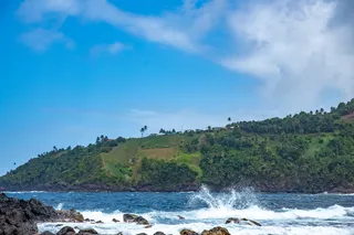 圣文森特和格林纳丁斯，冲浪，波涛汹涌的大海，水，天空，自然之美，云天，风景自然