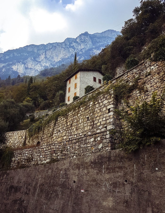 bergdorf，garda，mountains，steinig，Lone，leave，徒步旅行，brick