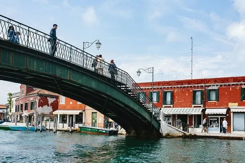 美丽多彩的意大利穆拉诺岛