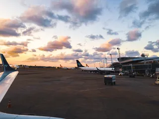 巴西，imbiribeira，praça min.salgado filho，喷气机，天空，机场，日落，旅行