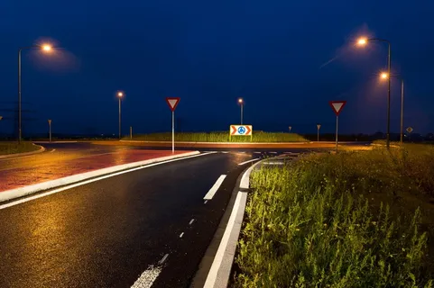 道路、反光带、poly civil、groningen、照明、路灯、街道、交通 道路、反光带、poly civil、groningen、照明、路灯、街道、交通