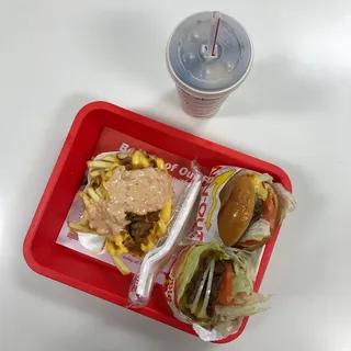 美国，山景，蛋白质风格，动物薯条，薯条，可乐，进进出出，快餐