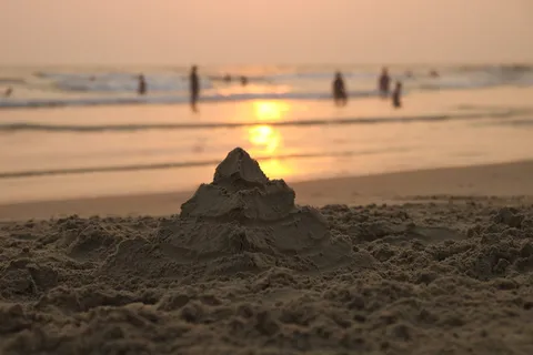 印度,瓦尔卡拉,帕帕纳萨姆海滩,海滩,海洋,周末,景观,沙堡 印度,瓦尔卡拉,帕帕纳萨姆海滩,海滩,海洋,周末,景观,沙堡