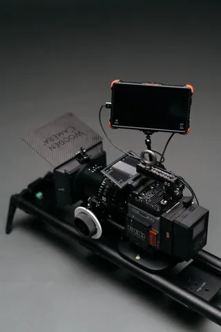 黑色摄像机，摄像机，电子产品，显示器，摄像机，计算机，数码相机，大专院校