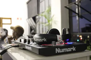 南非、约翰内斯堡、cdjs、耳机、办公室、音乐、深屋、家庭音乐