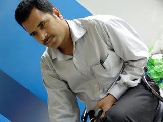 蓝色、男士、高管、帅哥、人、快乐、人、笑脸