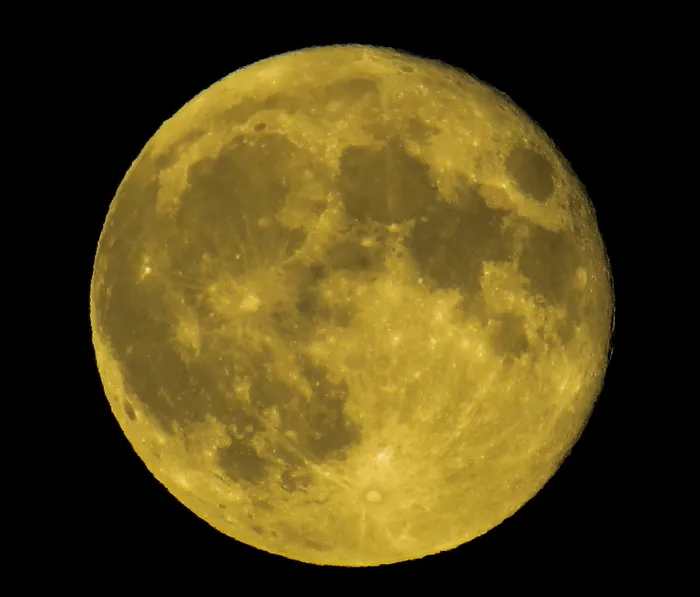 月亮，满月，黄色，夜晚，黑暗，关闭，月球陨石坑，月球景观