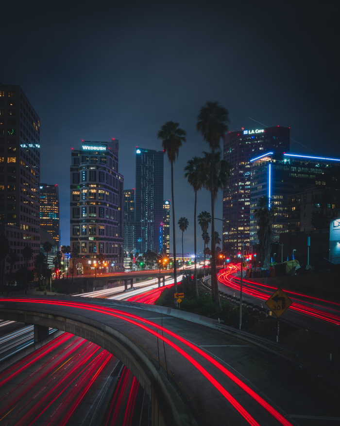 夜间车辆延时摄影