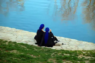 青春，爱情，蓝色，真人，团结，两个人，女人，后视