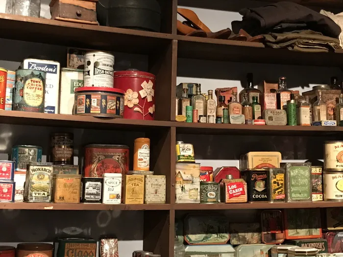 分类，锡罐，瓶子，货架，商店，货架，零售，商店