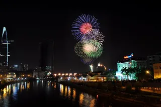越南，cầ乌昂纳姆，hcmc，烟花，城市，新年，照明，夜晚
