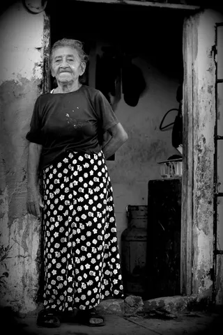 墨西哥，英雄韦拉克鲁斯，拉维达·埃斯杜拉，生活艰难，世界语普埃尔塔，在门口等待，安西亚纳，简陋的房子