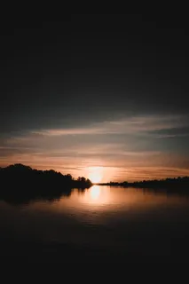 天空、太阳、日落、水、湖泊、海洋、黑暗、喜怒无常 天空、太阳、日落、水、湖泊、海洋、黑暗、喜怒无常