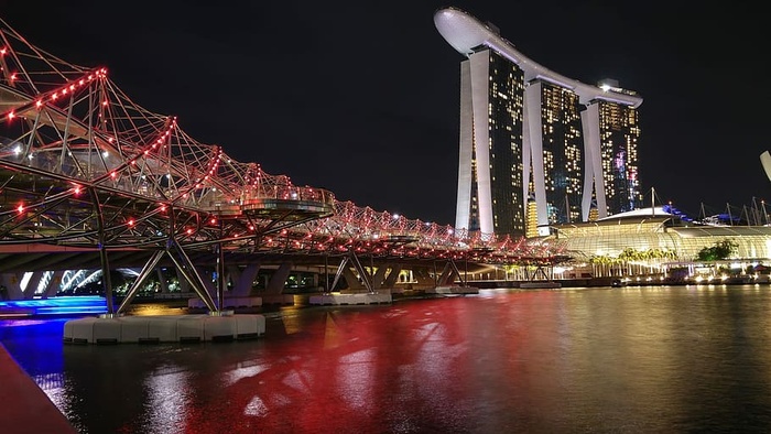 滨海沙湾的低角度视图