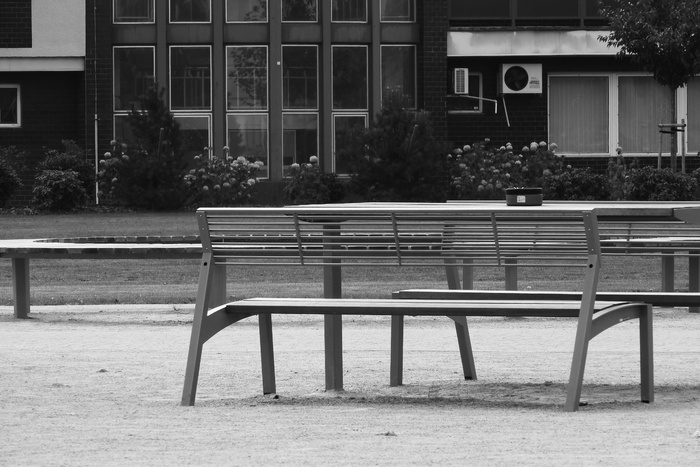 长椅、座椅、放松、休息场所、黑白、空、建筑外观、建筑