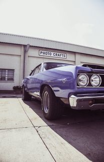 紫色、coupe、photo crafts store facade、oldtimer、chrome、vintage、retro、auto 紫色、coupe、photo crafts store facade、oldtimer、chrome、vintage、retro、auto