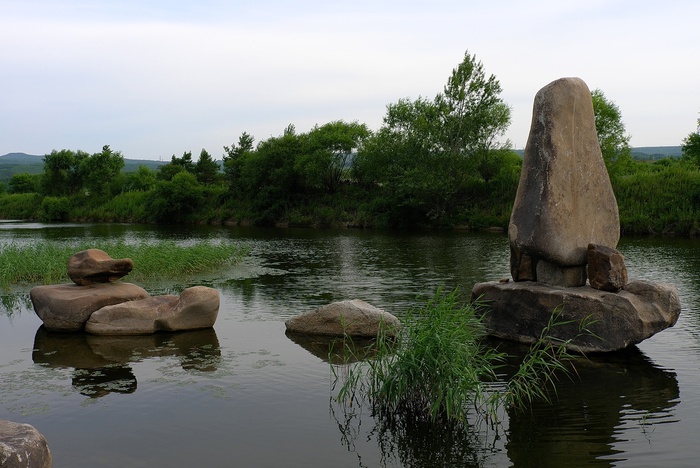 龙已经是成员了，延边、延吉、水、树、植物、湖、天