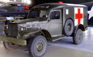 军用卡车、救护车、老式车辆、军用、卡车、车辆、军用、应急