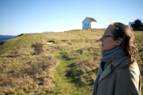 穿外套的女人 穿外套的女人