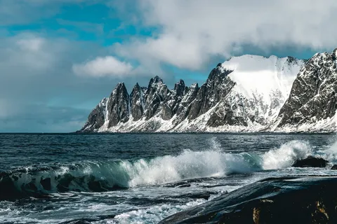 近海雪山风光 近海雪山风光