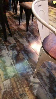 木材、灯光、餐厅、建筑、建筑、背景、商业、企业设施 木材、灯光、餐厅、建筑、建筑、背景、商业、企业设施