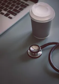 听诊器杯旁,医疗保健,医疗,医药,心脏,护理,检查,临床 听诊器杯旁,医疗保健,医疗,医药,心脏,护理,检查,临床