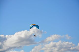 滑翔伞，滑翔伞，双人滑翔伞，串联滑翔伞，风，冒险，爱好，运动