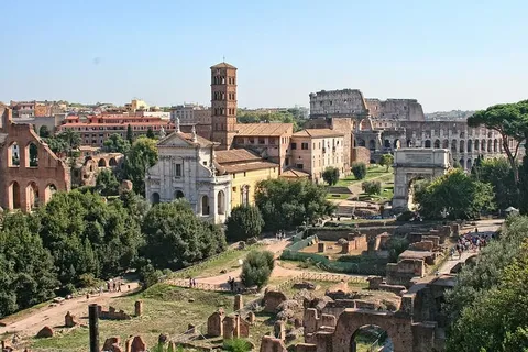 鸟瞰，景观，棕色，白色，混凝土，建筑，白天，意大利