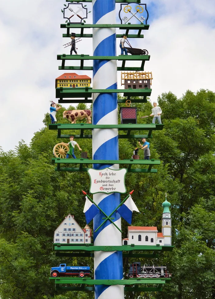 Maypole，May，1，成立，May，1 Maypole成立，传统，习俗