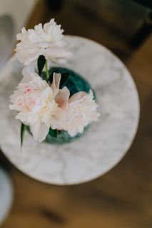 花瓶里的牡丹花